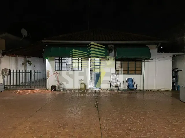 Casa com 180m² 3 quartos e 2 banheiros, à venda, no bairro Vila Industrial em Bauru