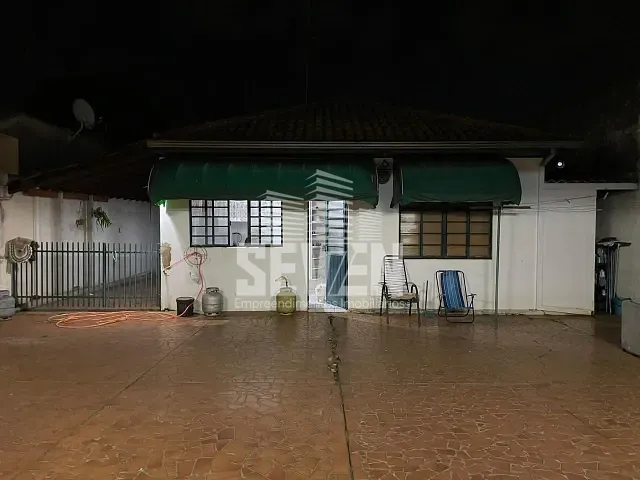 Casa com 180m² 3 quartos e 2 banheiros, à venda, no bairro Vila Industrial em Bauru
