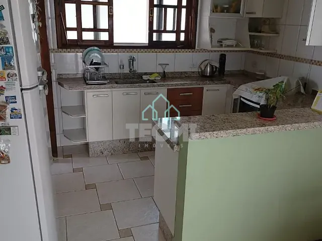 Casa com 250m² 3 quartos e 3 banheiros, à venda, no bairro Village Tremembé em Tremembé