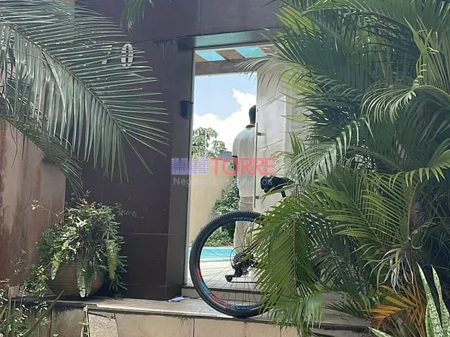 Casa 3 quartos e 5 banheiros, à venda, no bairro Castália em Itabuna