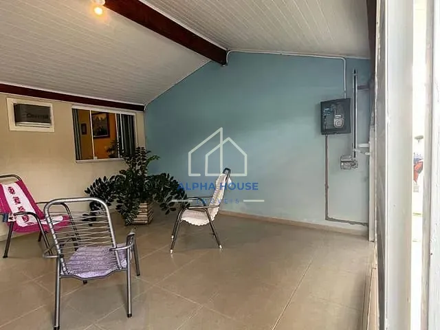 Casa com 125m² 2 quartos e 1 banheiro, à venda, no bairro Vila Rica em Pindamonhangaba