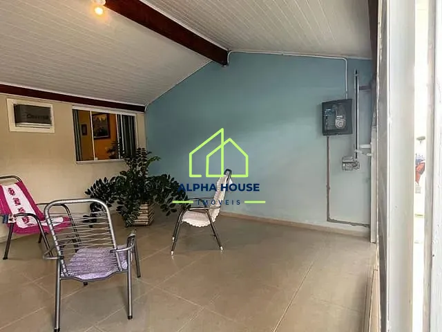 Casa com 125m² 2 quartos e 1 banheiro, à venda, no bairro Vila Rica em Pindamonhangaba