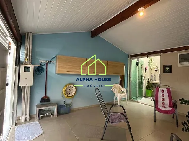 Casa com 125m² 2 quartos e 1 banheiro, à venda, no bairro Vila Rica em Pindamonhangaba