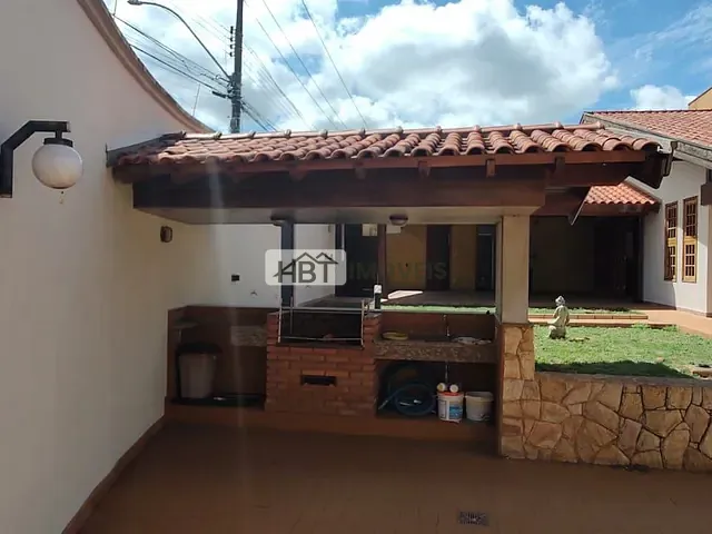 Casa 2 quartos e 3 banheiros, à venda, no bairro Jardim Estoril em Bauru