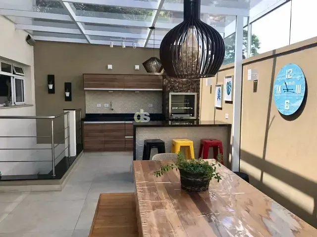 Casa 4 quartos e 7 banheiros, à venda, no bairro Campo Belo em São Paulo