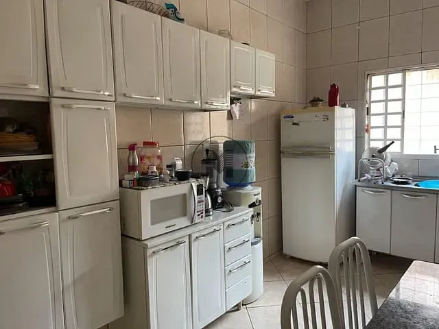 Casa com 175m² 3 quartos e 3 banheiros, à venda, no bairro Santa Terezinha em Aparecida
