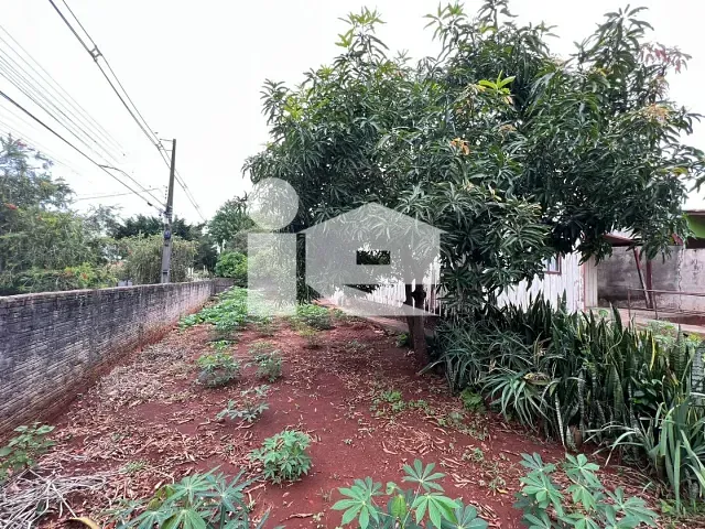 Casa com 315m², à venda, no bairro Centro em Rolândia