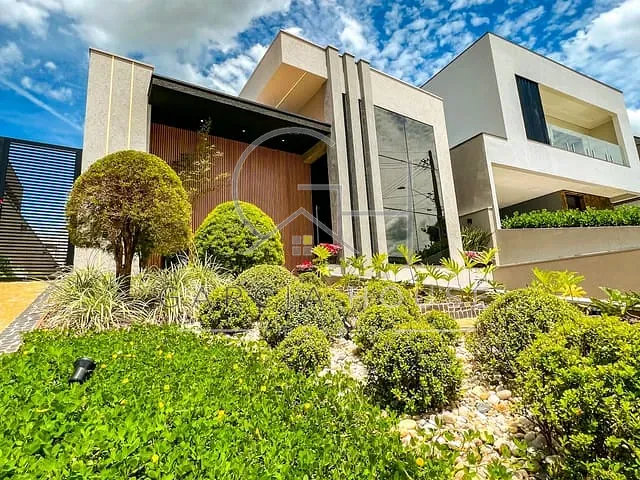 Casa com 365m² 3 quartos e 2 banheiros, à venda, no bairro Residencial Alto do Castelo em Ribeirão Preto