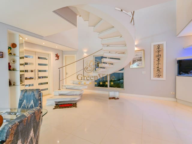 Foto do Casa - Bacacheri, Maravilhosa casa a venda ,2 salas, escritório, 3 dormitórios, 3 suites, 1 lavabo, 5 banheiros , terraço, próximo dos quarteis.Curitiba, PR | Imobiliária GreenVille