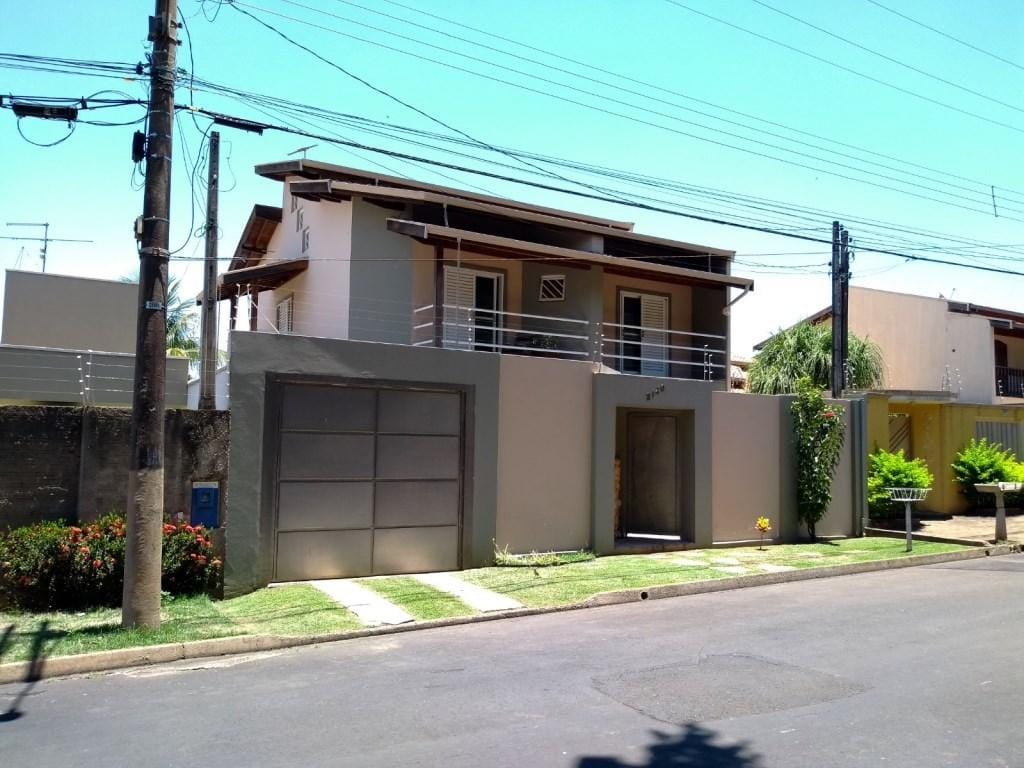 Casa, 4 quartos, 318 m² - Foto 1
