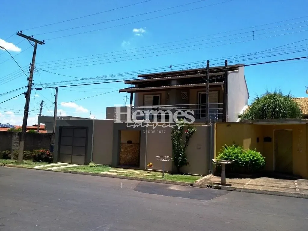 Casa, 4 quartos, 318 m² - Foto 2