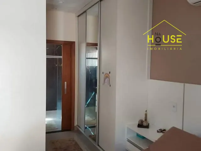 Casa com 250m² 3 quartos e 1 banheiro, à venda, no bairro Jardim Universitário em Votuporanga