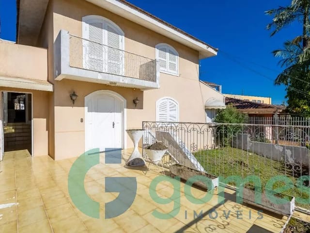 Casa com 360m² 3 quartos e 3 banheiros, à venda, no bairro Abranches em Curitiba