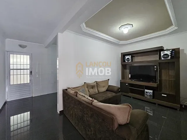 Casa 3 quartos e 2 banheiros, à venda, no bairro Fazenda Grande em Jundiaí