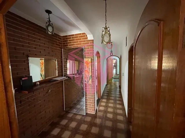 Casa com 300m² 3 quartos e 3 banheiros, à venda, no bairro Vila Scarpelli em Santo André