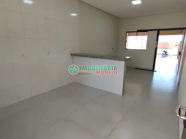 Casa 2 quartos e 1 banheiro, para alugar, no bairro Jardim Florianópolis em Canarana