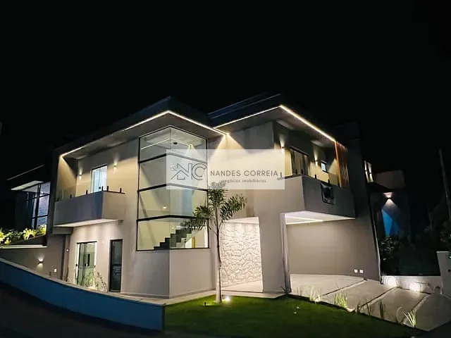 Casa 3 quartos e 4 banheiros, à venda, no bairro Heimtal em Londrina