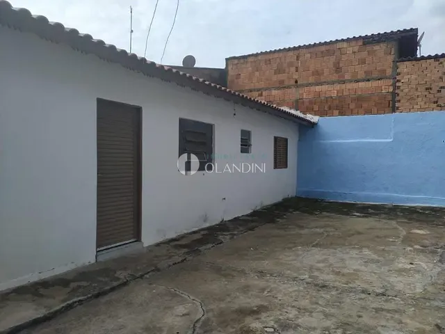 Casa com 300m² 1 quarto e 1 banheiro, para alugar, no bairro Parque Das Paineiras em Artur Nogueira