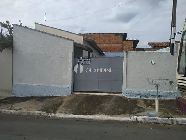 Casa com 300m² 1 quarto e 1 banheiro, para alugar, no bairro Parque Das Paineiras em Artur Nogueira