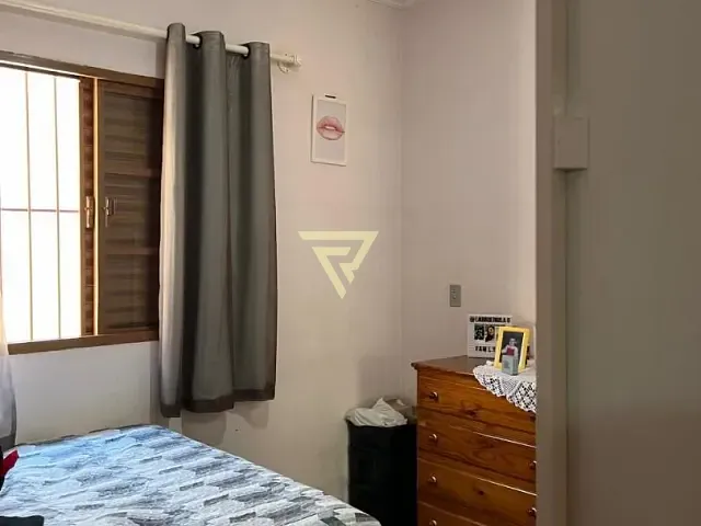 Casa com 200m², à venda, no bairro Jardim Eugênio Mendes Lopes em Ribeirão Preto