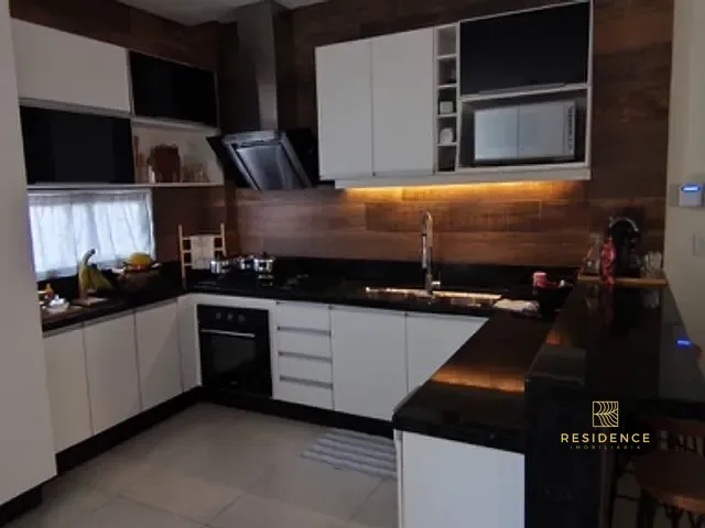 Casa com 203m² 3 quartos e 5 banheiros, à venda, no bairro Jardim Belvedere em Volta Redonda