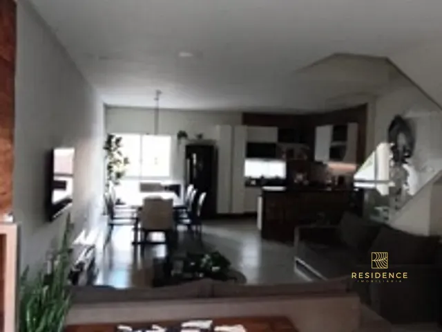 Casa com 203m² 3 quartos e 5 banheiros, à venda, no bairro Jardim Belvedere em Volta Redonda