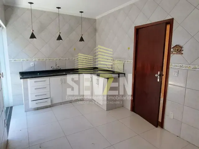 Casa com 195m² 2 quartos e 2 banheiros, à venda, no bairro Parque Boa Vista em Bauru