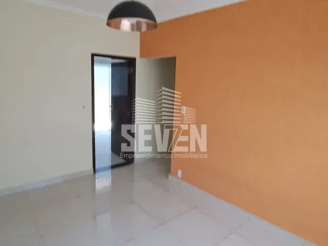 Casa com 195m² 2 quartos e 2 banheiros, à venda, no bairro Parque Boa Vista em Bauru