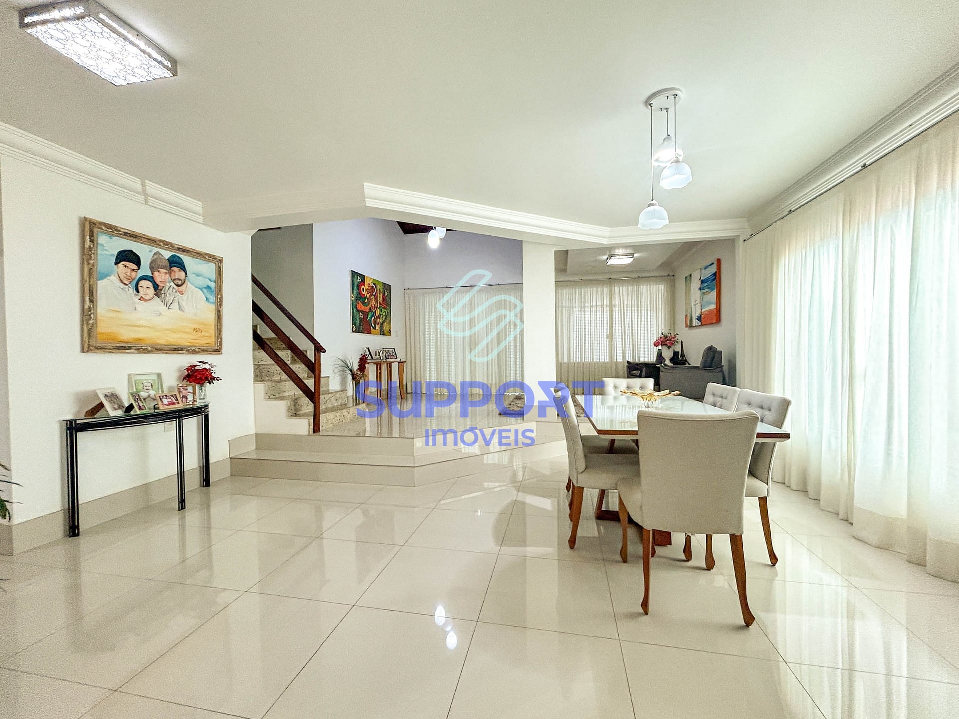 Casa à venda com 3 quartos, 720m² - Foto 4