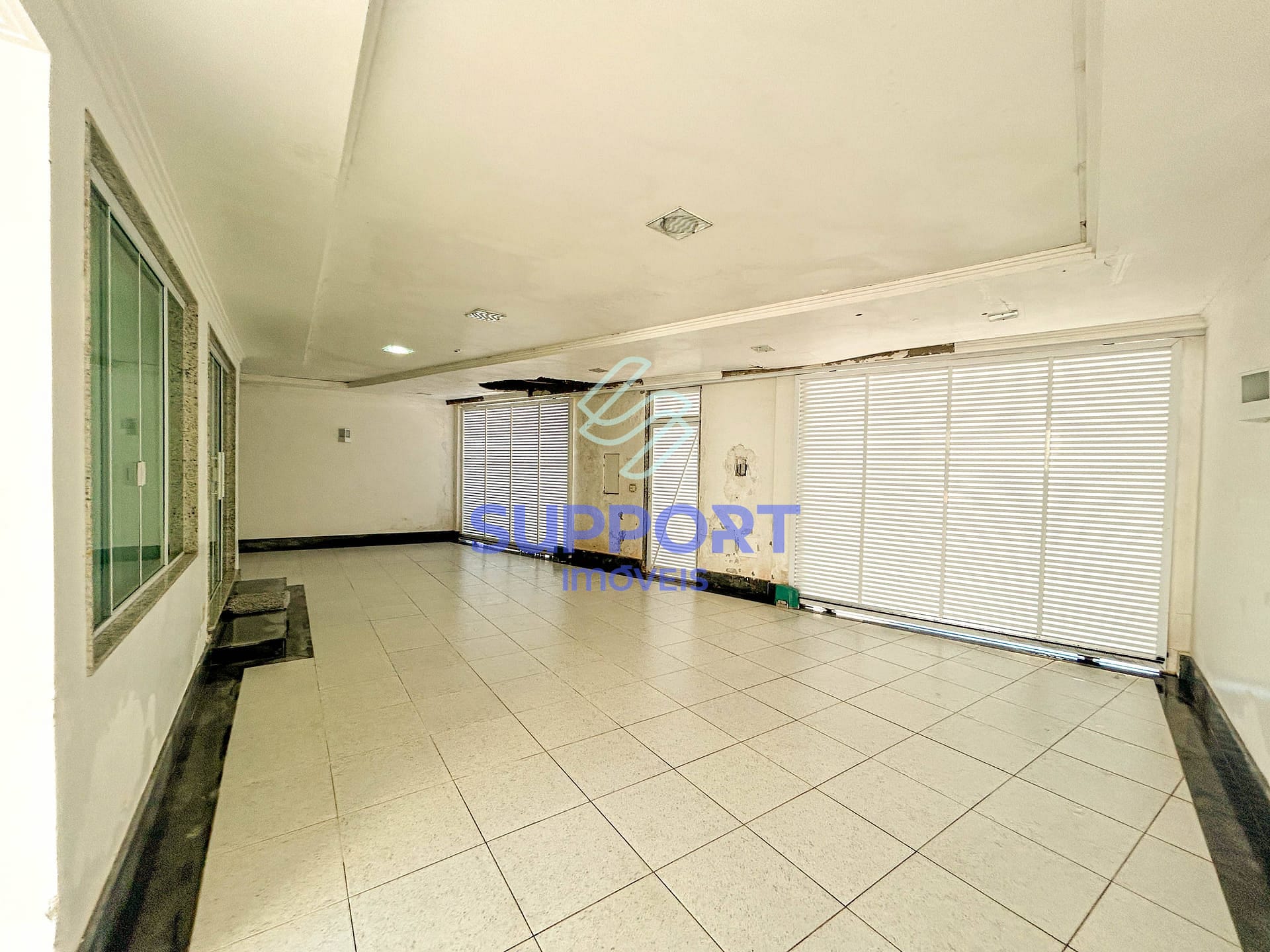 Casa à venda com 3 quartos, 720m² - Foto 14