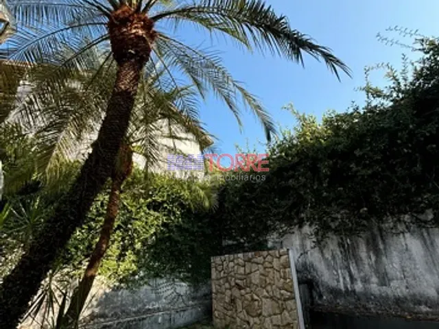 Casa 4 quartos e 3 banheiros, para alugar, no bairro Pontal em Ilhéus