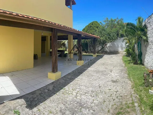 Casa 3 quartos e 3 banheiros, para alugar, no bairro Jardim Atlântico em Ilhéus