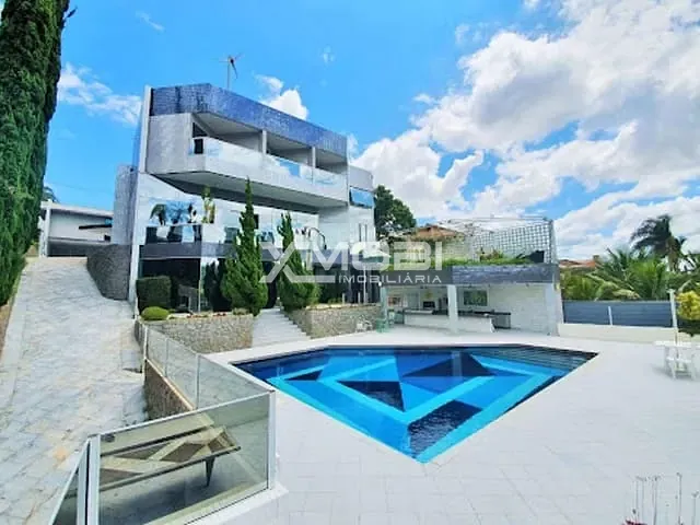 Casa com 2250m² 5 quartos e 10 banheiros, à venda, no bairro Jardim Santa Teresa em Jundiaí