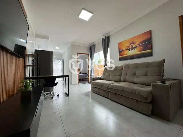 Casa 2 quartos e 2 banheiros, à venda, no bairro Loteamento Residencial Dona Adélia II em Araxá