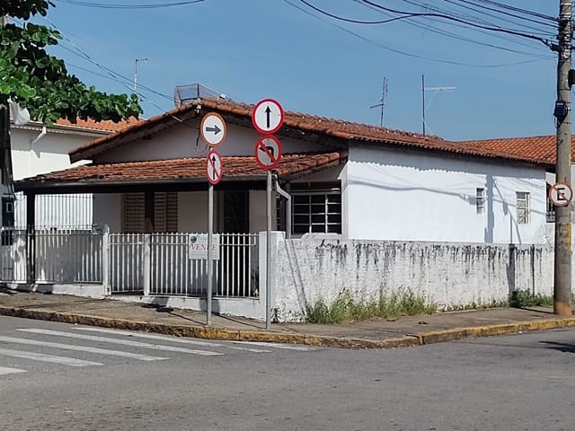 Casa com 115m² 3 quartos e 2 banheiros, à venda, no bairro Jardim Recreio em São João da Boa Vista