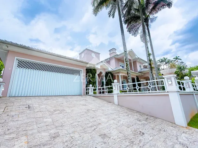 Casa 4 quartos e 4 banheiros, à venda, no bairro Itoupava Norte em Blumenau