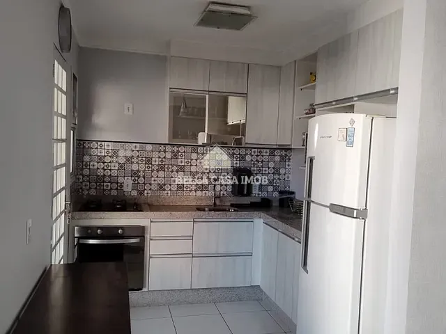 Casa com 108m² 3 quartos e 2 banheiros, à venda, no bairro Vossoroca em Votorantim