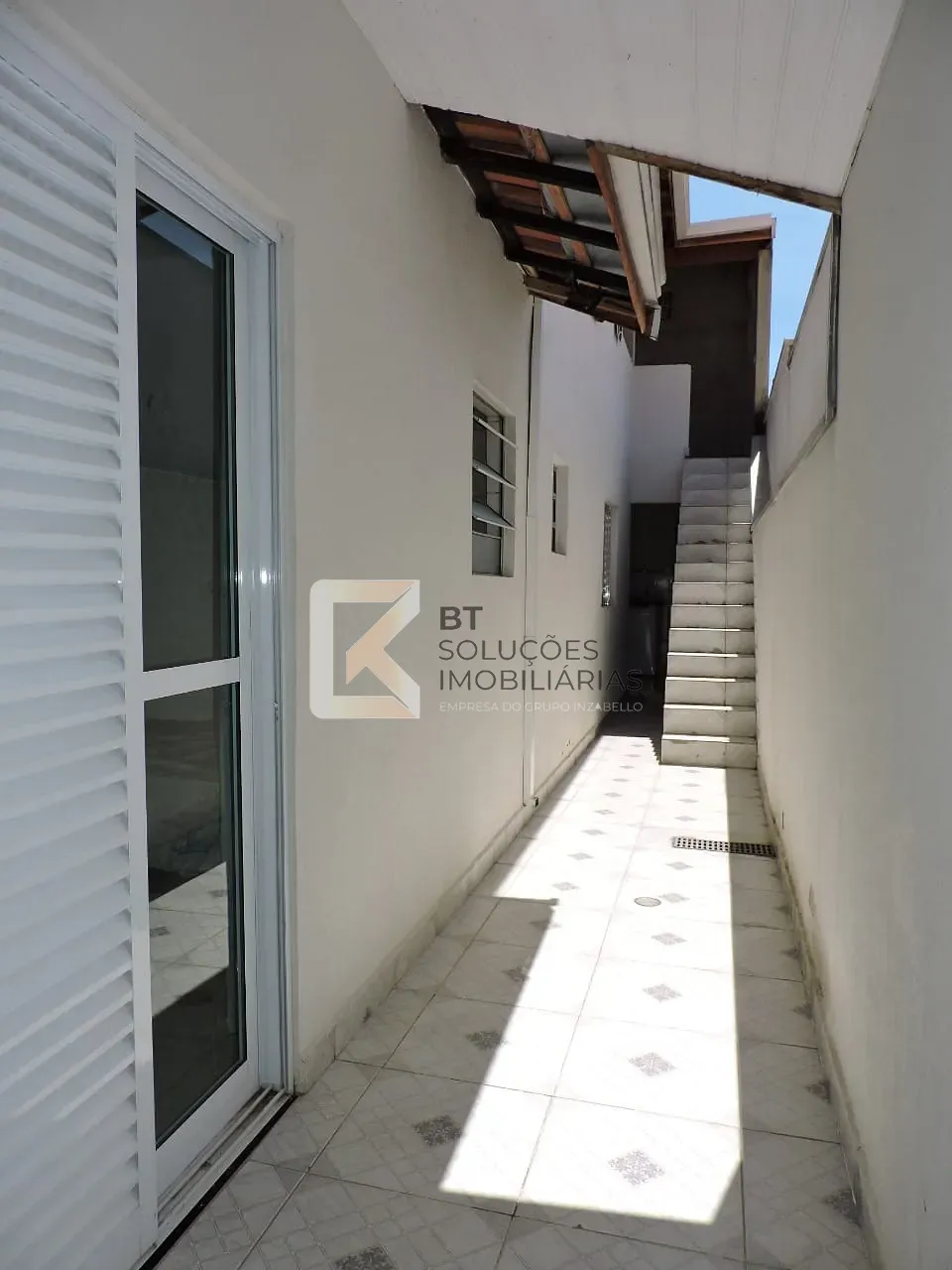 Casa, 3 quartos, 180 m² - Foto 1