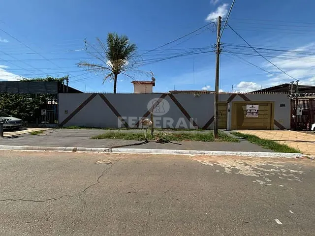 Casa com 150m² 3 quartos e 2 banheiros, para alugar, no bairro Jardim Presidente em Goiânia