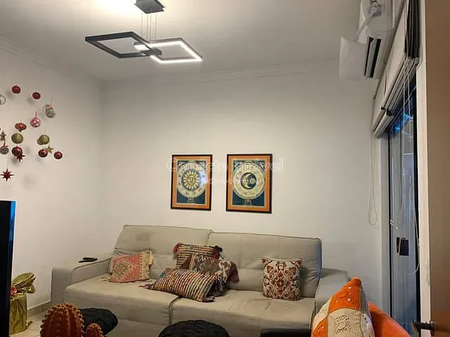 Casa com 450m² 3 quartos e 4 banheiros, à venda, no bairro Estância das Flores em Jaguariúna