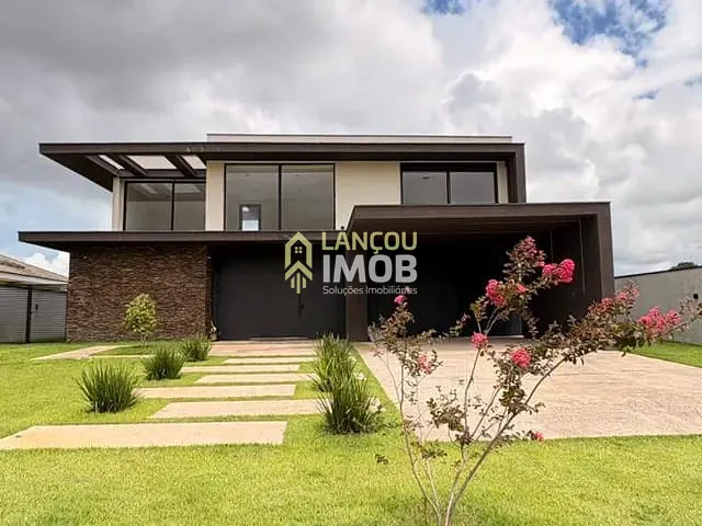 Casa com 404m² 4 quartos e 4 banheiros, à venda, no bairro Centro em Cabreúva