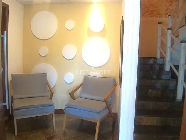 Casa com 131m² 3 quartos e 2 banheiros, à venda, no bairro Granja Guarani em Teresópolis