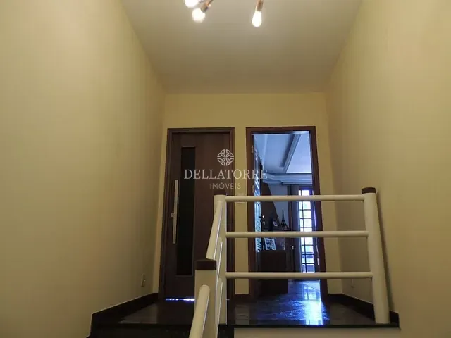 Casa com 131m² 3 quartos e 2 banheiros, à venda, no bairro Granja Guarani em Teresópolis
