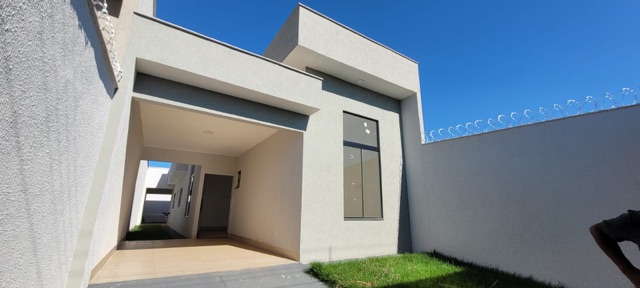 Foto do Casa - Casa padrão à Venda, Jardim Cristalino, Aparecida de Goiânia, GO | Maxwell Imóveis