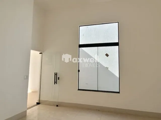 Casa com 190m² 3 quartos e 2 banheiros, à venda, no bairro Jardim Cristalino em Aparecida de Goiânia