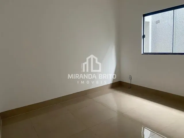 Casa 3 quartos e 2 banheiros, à venda, no bairro Parque das Nações em Aparecida de Goiânia