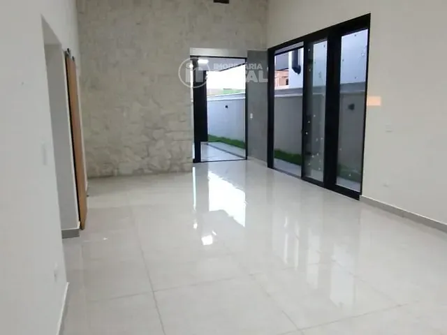 Casa com 318m² 3 quartos e 3 banheiros, à venda, no bairro Gleba Simon Frazer em Londrina
