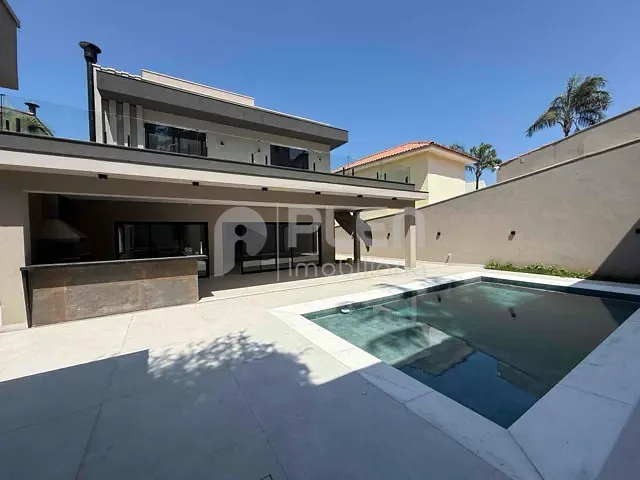 Casa com 520m² 4 quartos e 6 banheiros, à venda, no bairro Alphaville em Santana de Parnaíba
