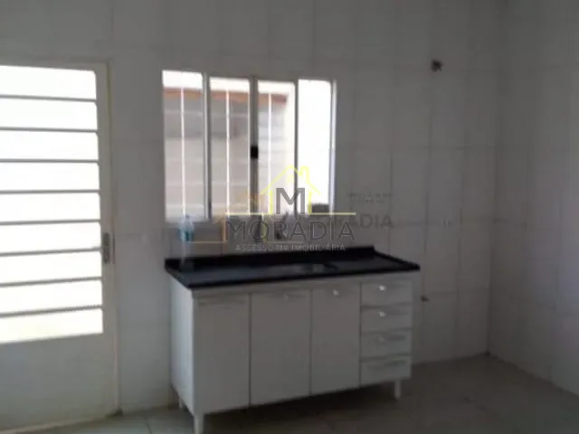 Casa com 150m² 3 quartos e 2 banheiros, para alugar, no bairro Jardim Aviacao em Guaxupé