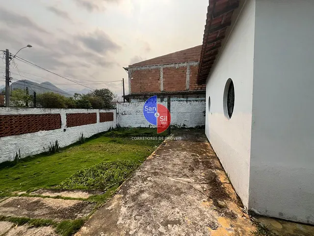 Casa com 742m² 3 quartos e 2 banheiros, à venda, no bairro Iconha em Guapimirim